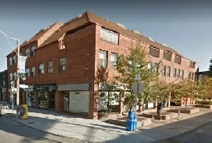 Very charming bright and spacious bachelor at LawrenceYonge image