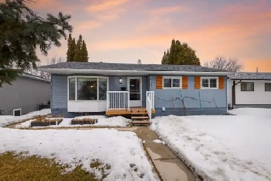 OH! Extensively Renovated 4dbrm Bungalow w/ 3-Season Sunroom! Image# 1