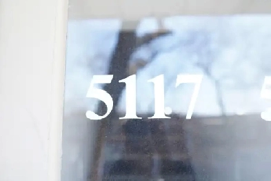 5117-16e Avenue Image# 1