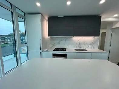 Brand New W68 – 1 BR   Den, 1 BA, 1 Parking For Rent Image# 1