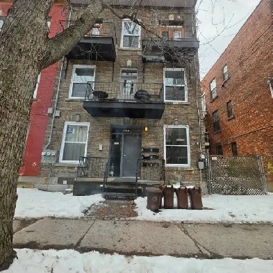 4/12 Boyer / Mont-Royaal Image# 1