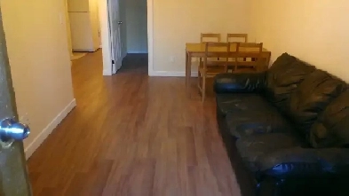 2BR basemen sheppdufferin 5 mins walk to subway bathurst man image