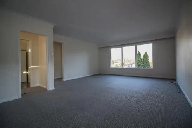 BIG 3 BEDROOM Suite for Rent in East Kildonan, Winnipeg Image# 1