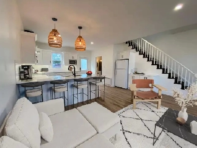 Downtown C'Town 3 BDRM, 1.5 Bath Beautifully Renovated Townhouse Image# 1