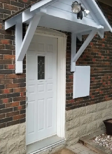 Bright 1 Bedroom Basement, Steps to subway - Yonge & Sheppard Image# 1