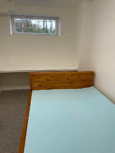 One room rot Rent Image# 1