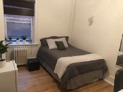 SUMMER SUBLET Image# 1