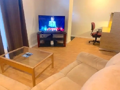 SE Edmonton semi/furnished duplex easy to downtown & Sherwood Pk Image# 1