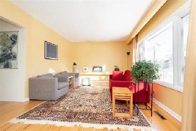 Available July 1 - Sargent Park Main Floor Duplex Image# 1