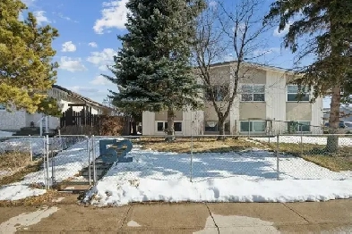 3 rooms  2 Car Parking   Yard: Lower floor unit in Pennsburg SE Image# 1