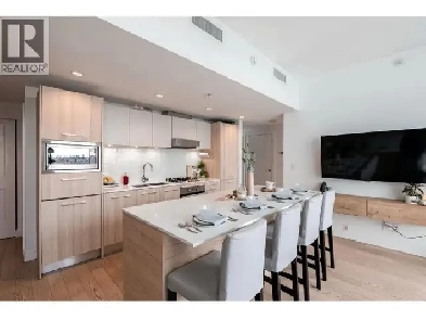 2 bed 2 bath   private roof top (penthouse) Image# 1