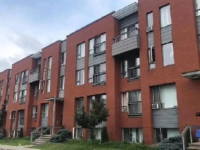 Renovated 5 1/2 NDG 1019 ft2 with indoor parking, avail Jul/Jun Image# 1