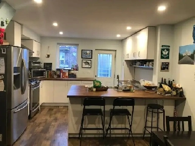 3 Bdrm House-Oakwood LRT/St. Clair W. & Cedarvale Subways Image# 1