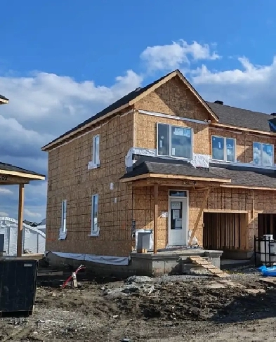 For Lease in Richmond | New End‑Unit Townhouse on Haflinger Row Image# 1