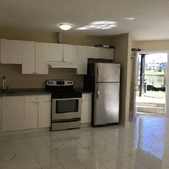 Bright, clean, Mainfloor 2 BR suite Liv room, on lake, All inclu Image# 1