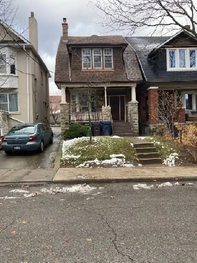 Dufferin & Rogers. 1 B/R Unfurnished Apartment Image# 1