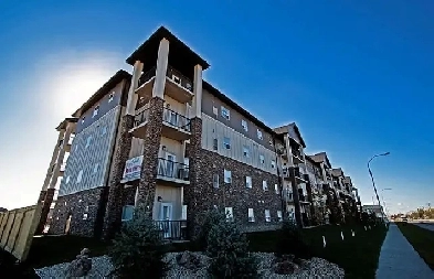 Available Sept. 1st - 1 Bed/1 Bath Apartment w/ 2 parking spots Image# 1
