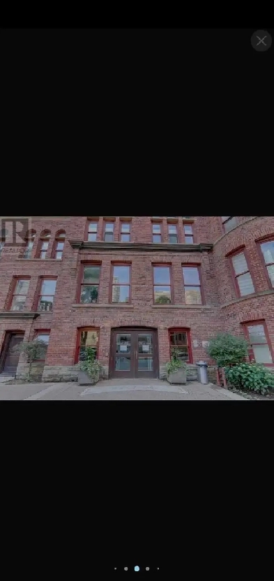 Condo Room for Rent Near UofT Image# 1