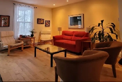 VERDUN, 5 ½ meublé, 1 juillet au 31 août 2026, 1500$/mois Image# 1