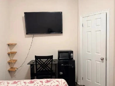 FURNISHED ROOM FOR GIRLS- IMMEDIATE MOVE IN Image# 1