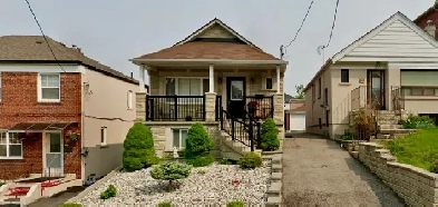 Cozy One Bed Basmt Apt at Keele & Eglinton Image# 1