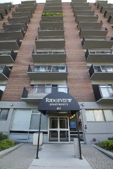 2 Bedroom Apartments starting at $1,749/month   hydro Image# 1