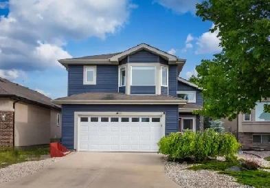 OPEN HOUSE! Beautiful 5bdrm 3bth family home in Kildonan Meadows Image# 1