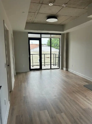 2BD-1bath up for a lease takeover in Hintonburg Image# 1