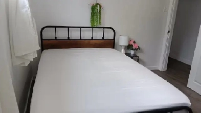 $750/ MONTH: FURNISHED PRIVATE ROOM FOR RENT Image# 1