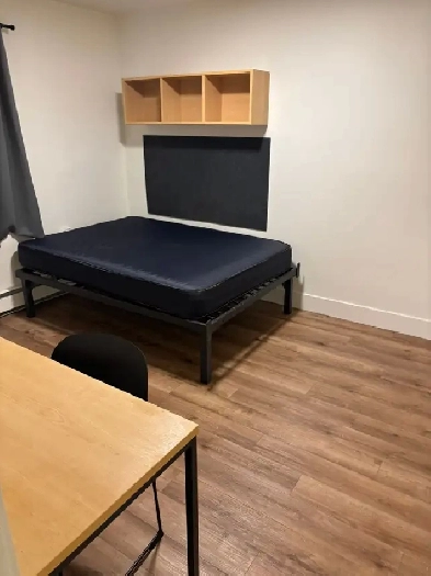 Room for Rent (Browns Court) Image# 1