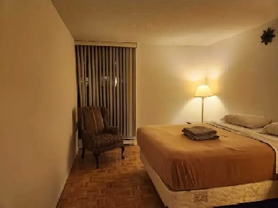FURNISHED ONE BEDROOM APARTMENT AT YONGE AND SHEPPARD Image# 1