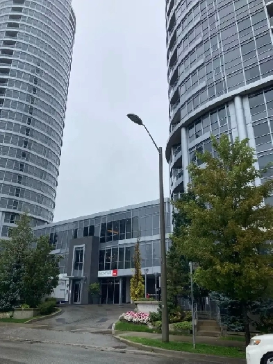 Condo for Rent at Kennedy/401 Image# 1