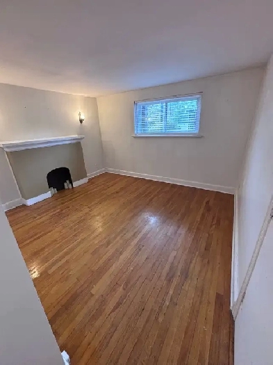 Large One Bedroom Apartment for Rent | Canal/Pretoria Area Image# 1