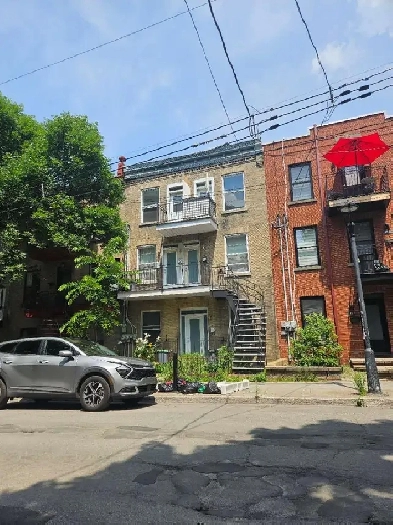 3 ½ pres metro joliette , 920$ Image# 1