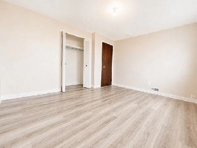Spacious, Legal 3-Bedroom Basement Suite – Prime Location! Image# 1