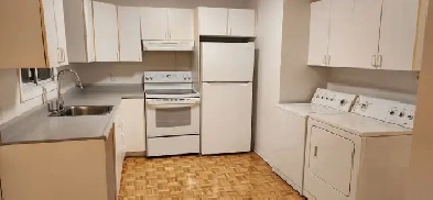 Logement à louer 41/2 semi-meublé, Plateau, Brébeuf-Mt-Royal Image# 1