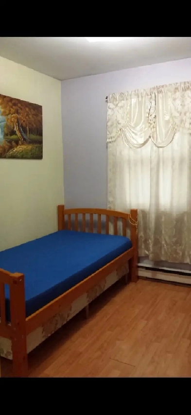 Warden and Sheppard Ave: Room for Rent Image# 1