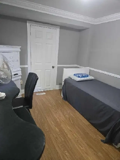 1 bedroom for Rent Student Only image
