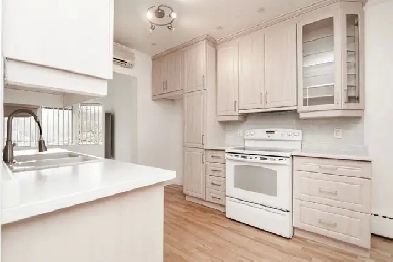 Bright 5 1/2 - 3 Bed, W/D Incl - 1010 Ste-Croix, Montreal Image# 1
