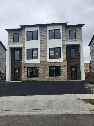 3 Bed 2.5 Bath Image# 1