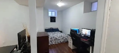 FULLY FURNISHED ONE BEDROOM APT @ BLOOR & JANE, TORONTO Image# 1