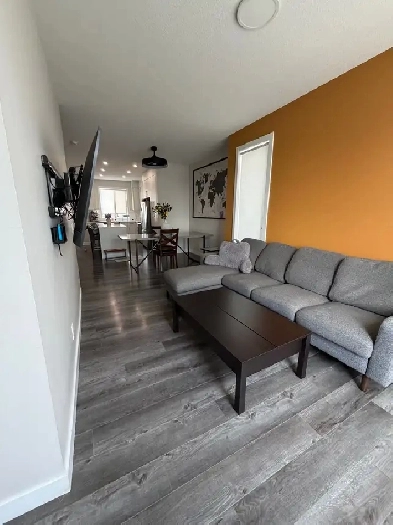 3 Bed/ 2.5 Bath Townhouse for Rent Image# 1
