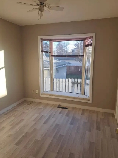 Perfect for Students or Families! 2‑Bed Main Floor – Allendale Image# 1