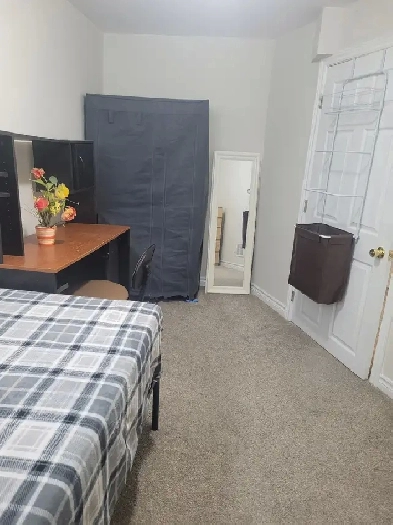 Room for rent ( female only ) Image# 1