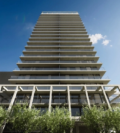 Spacious 3 1/2 in the heart of Griffintown Image# 1