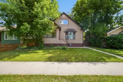 FOR SALE: Two Lots. One Home. Endless Possibilities. Image# 1