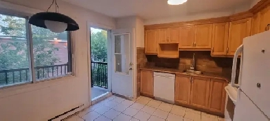 Ahuntsic-Cartierville location 5 1/2, 3 chambres avec electros Image# 1