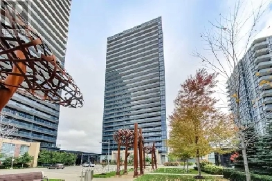 Luxury Penthouse Condo — 1 Bedroom   Den   Large Balcony Image# 1