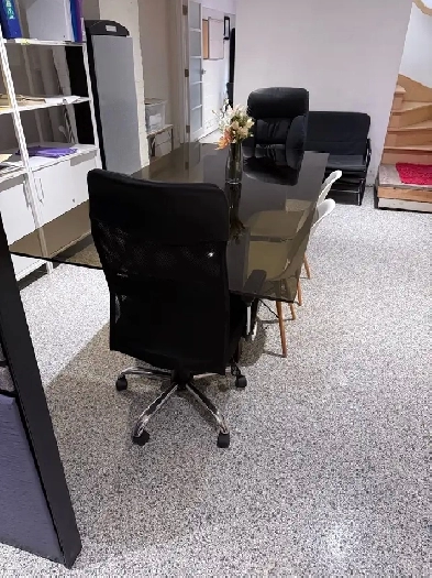 BUREAUX À PARTAGER & SALLE DE CONFÉRENCE À LOUER – MONTRÉAL Image# 1