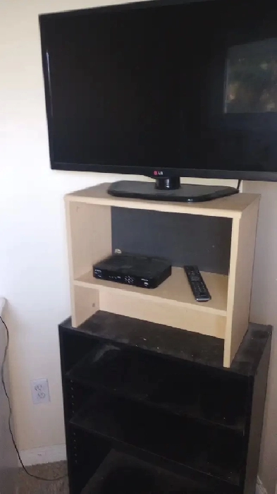 ROOMMATE WANTED Image# 1